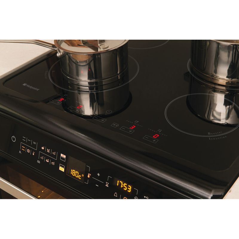 Hotpoint-Double-Cooker-HUI612-K-Black-A-Vitroceramic-Lifestyle-control-panel