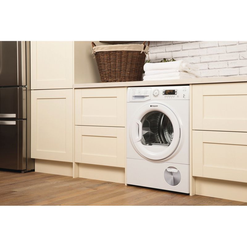 The Hotpoint Ultima SUTCD97B6GM Tumble Dryer in polar white is