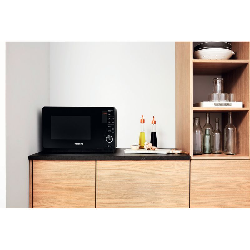 Hotpoint-Microwave-Freestanding-MWH-2621-MB-Black-Electronic-25-Microwave-only-800-Lifestyle-frontal