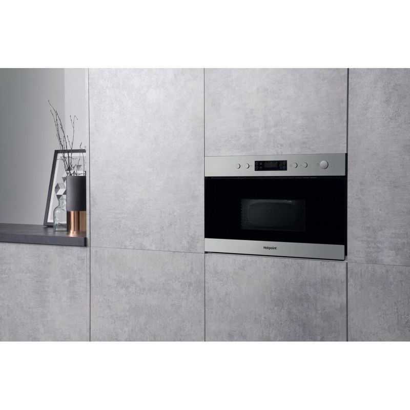 Hotpoint Microwave Built-in MN 314 IX H Stainless steel Electronic 22 MW+Grill function 750 Lifestyle perspective