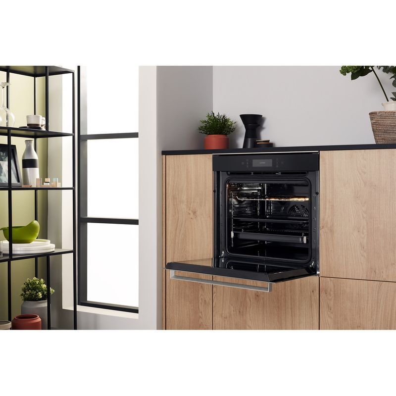Hotpoint OVEN Built-in SI7 891 SP IX Electric A+ Lifestyle perspective open