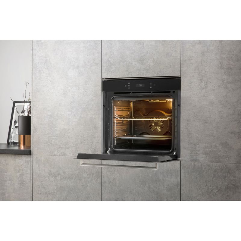 Hotpoint OVEN Built-in SI7 871 SC IX Electric A+ Lifestyle perspective open