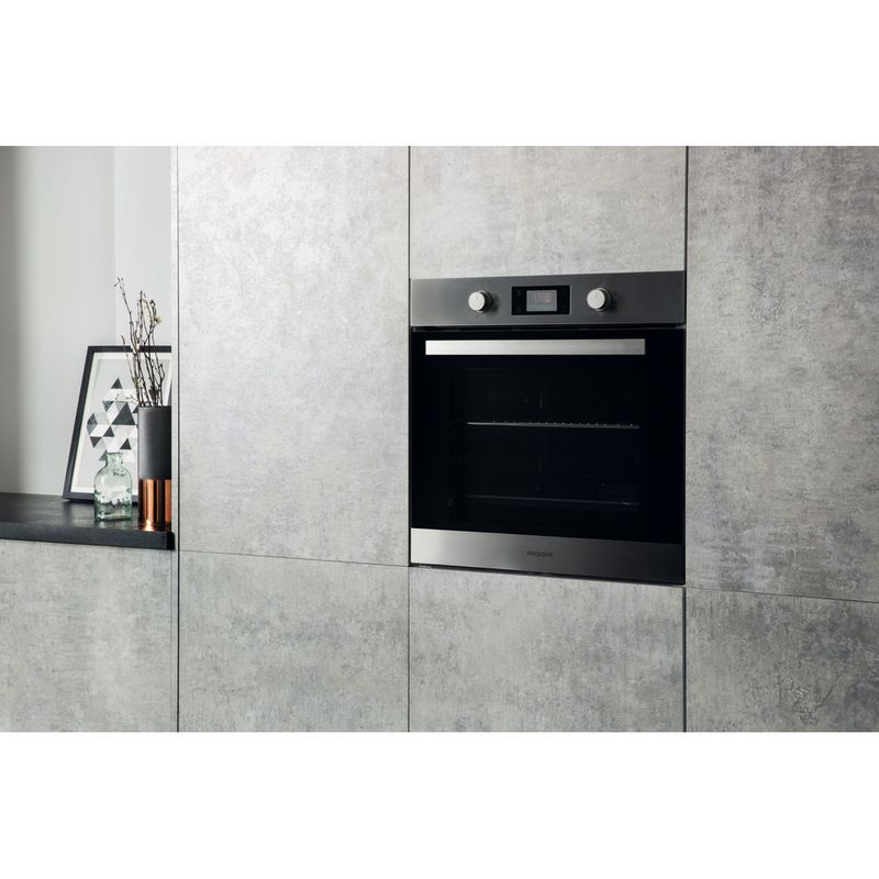 Hotpoint OVEN Built-in SA3 540 H IX Electric A Lifestyle perspective