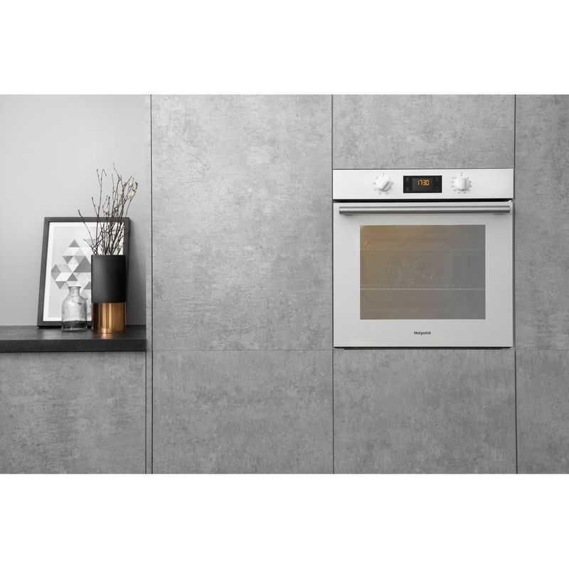 Hotpoint OVEN Built-in SA2 540 H WH Electric A Lifestyle frontal