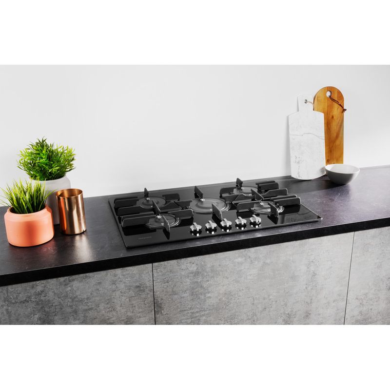 Hotpoint HOB FTGHG 751 D/H(BK) Black GAS Lifestyle perspective