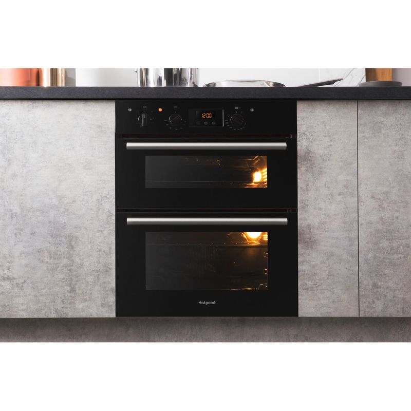 Hotpoint-Double-oven-DU2-540-BL-Black-A-Lifestyle-frontal