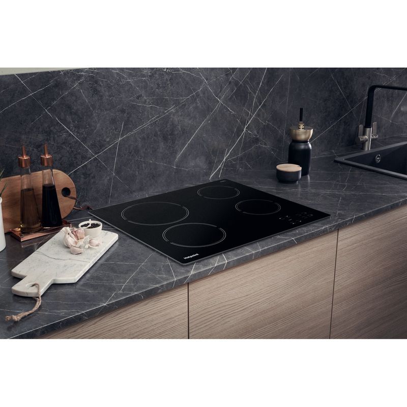 Hotpoint HOB HR 651 C H Black Radiant vitroceramic Lifestyle perspective