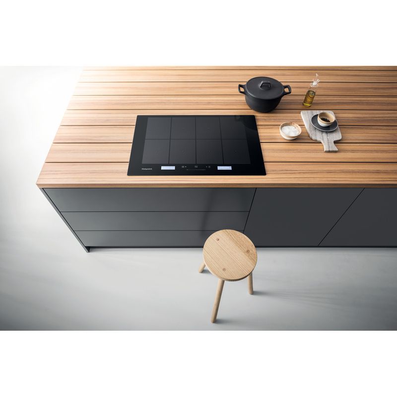 Hotpoint HOB ACP 778 C/BA Black Induction vitroceramic Lifestyle frontal top down