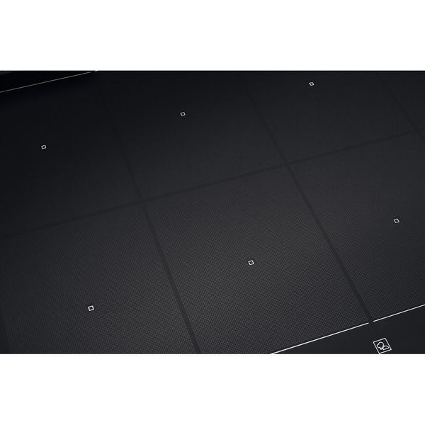 Hotpoint-HOB-ACP-778-C-BA-Black-Induction-vitroceramic-Heating-element