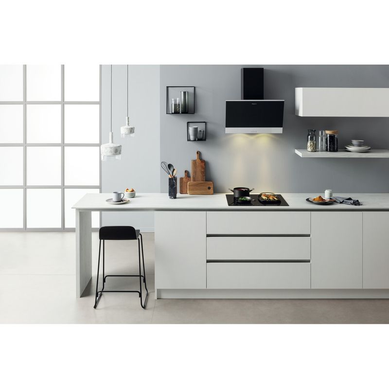 Hotpoint HOB TS 9960C BF Black Induction vitroceramic Lifestyle frontal