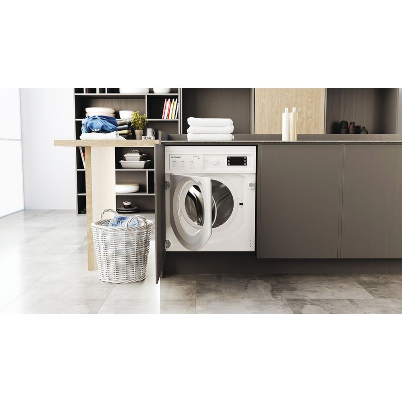 Hotpoint Washing machine Built-in BI WMHG 91484 UK White Front loader C Lifestyle frontal open