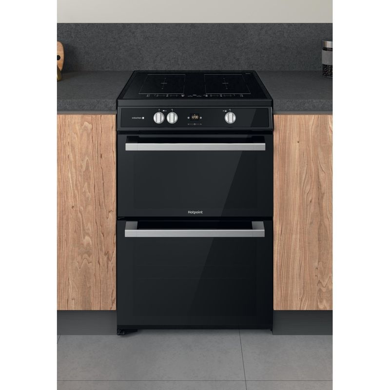 Hotpoint Double Cooker HDT67I9HM2C/UK Black A Lifestyle frontal