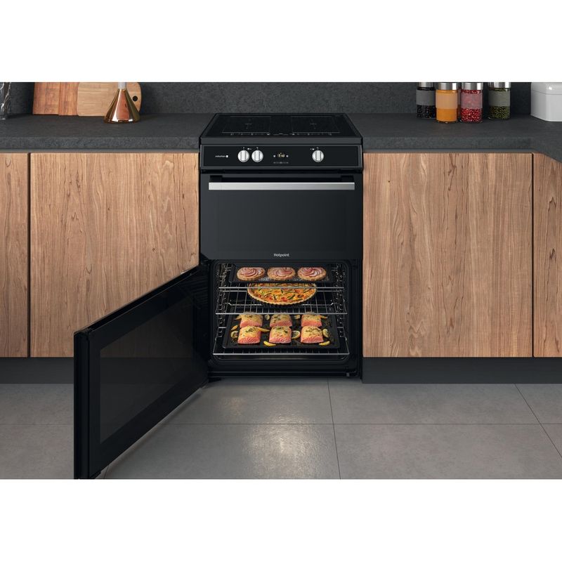 Hotpoint Double Cooker HDT67I9HM2C/UK Black A Lifestyle frontal open