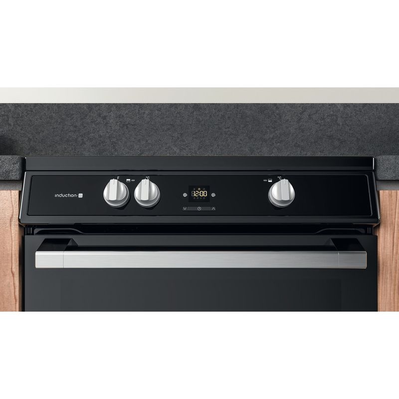 Hotpoint Double Cooker HDT67I9HM2C/UK Black A Lifestyle control panel