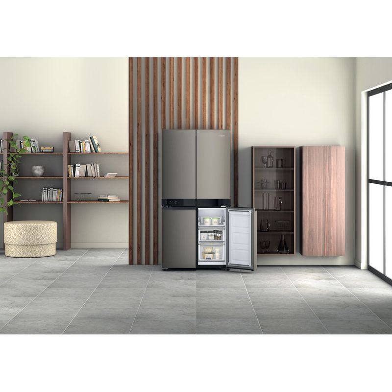 Hotpoint-Side-by-Side-Freestanding-HQ9-U1BL-UK-Black-Inox-Lifestyle-frontal-open