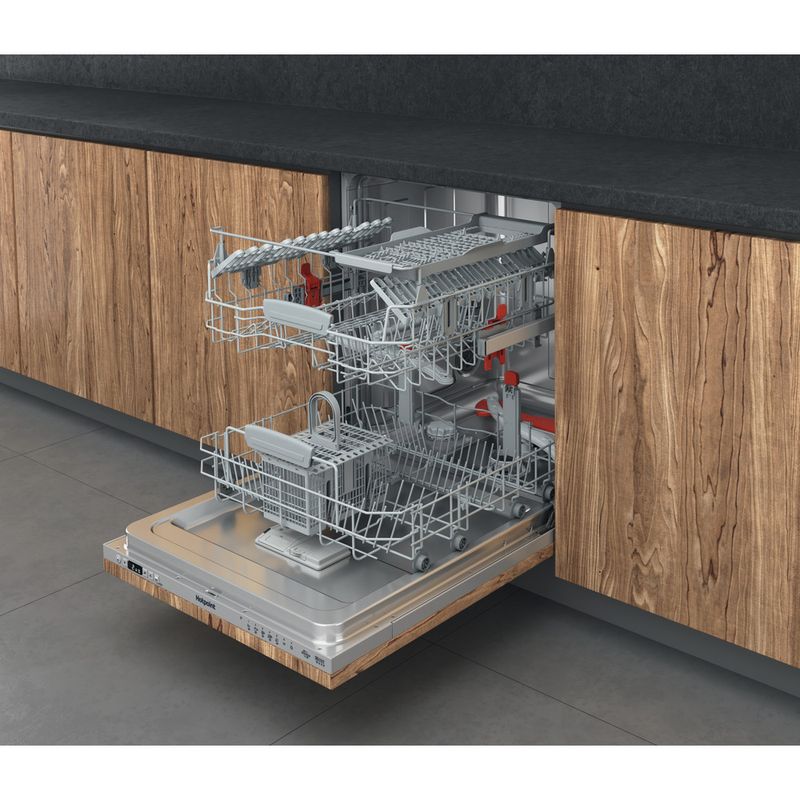 Hotpoint Dishwasher Built-in HDIC 3B+26 C W UK Full-integrated E Perspective open