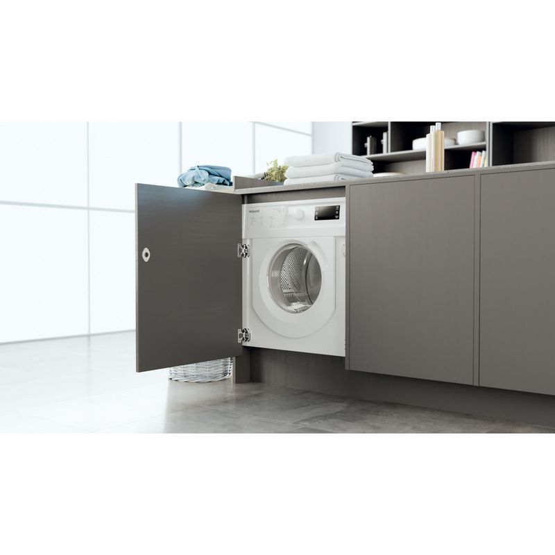 Hotpoint Washing machine Built-in BI WMHG 71483 UK N White Front loader D Lifestyle perspective