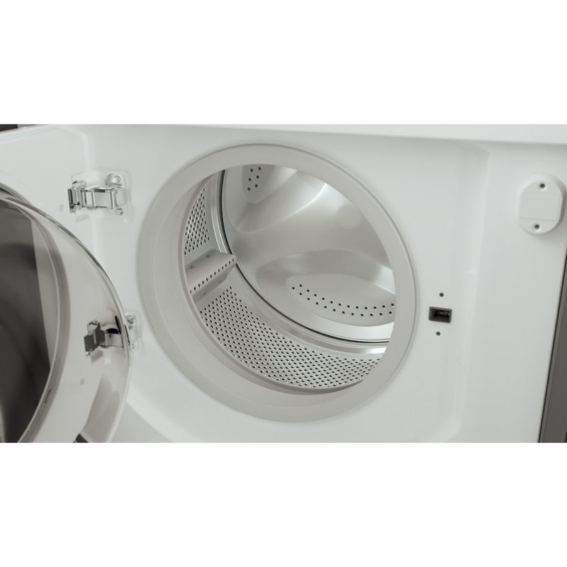 Hotpoint Washing machine Built-in BI WMHG 71483 UK N White Front loader D Drum