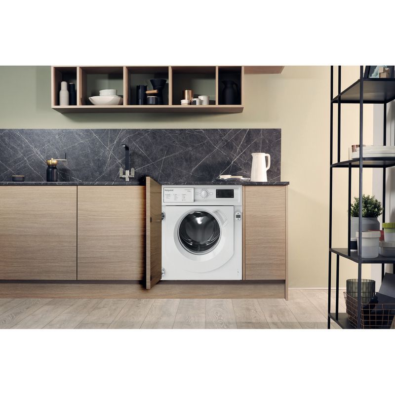 Hotpoint Washer dryer Built-in BI WDHG 75148 UK N White Front loader Lifestyle frontal