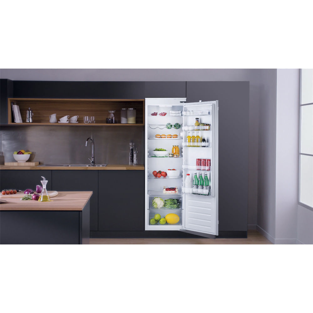 Energy-Efficient Lighting for Refrigerator Cabinets