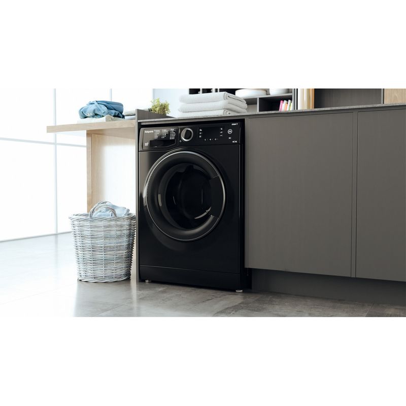 Hotpoint Washer dryer Freestanding RD 966 JKD UK N Black Front loader Lifestyle perspective