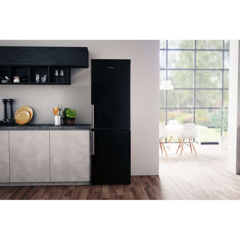 Hotpoint Fridge Freezer Freestanding H5T 811I K H 1 Black 2 doors Lifestyle frontal