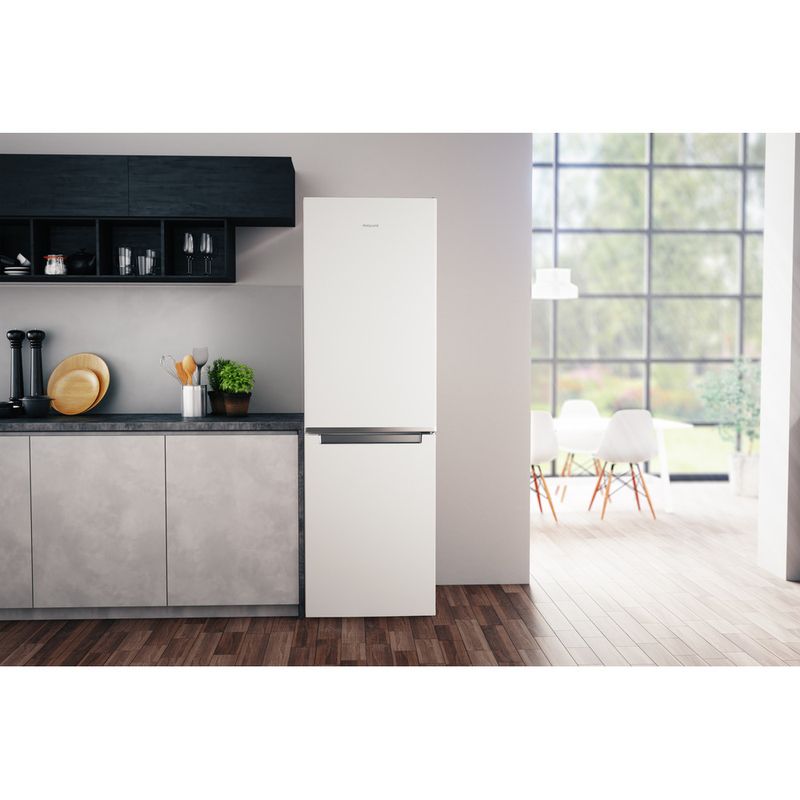 Hotpoint-Fridge-Freezer-Freestanding-H3T-811I-W-1-Global-white-2-doors-Lifestyle-frontal