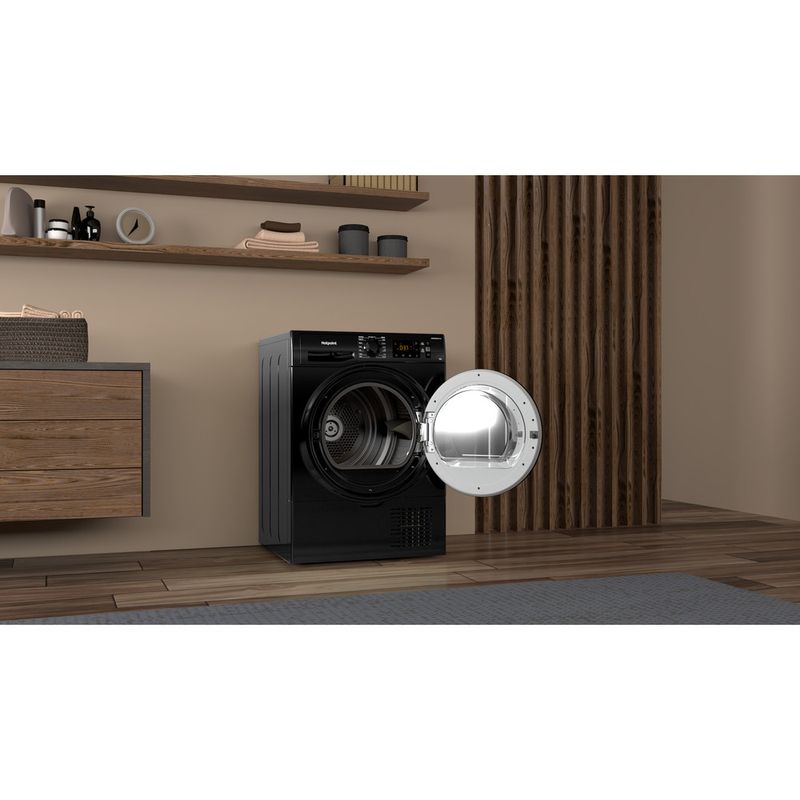 Hotpoint-Dryer-H3-D81B-UK-Black-Lifestyle-perspective-open