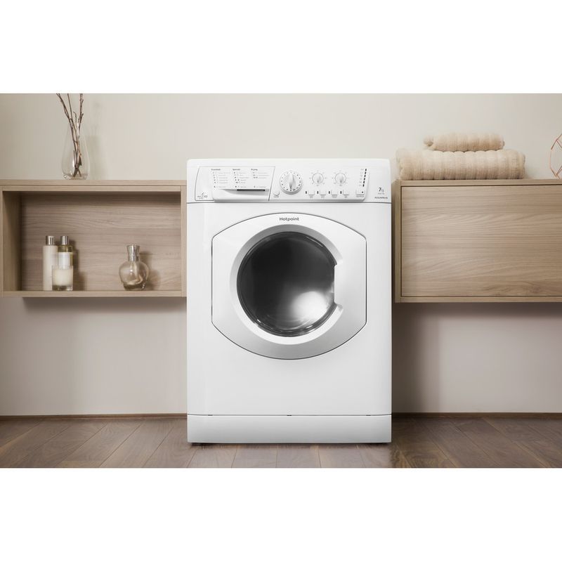 Hotpoint-Washer-dryer-Freestanding-WDL-540-P--UK-.C-White-Front-loader-Lifestyle-frontal