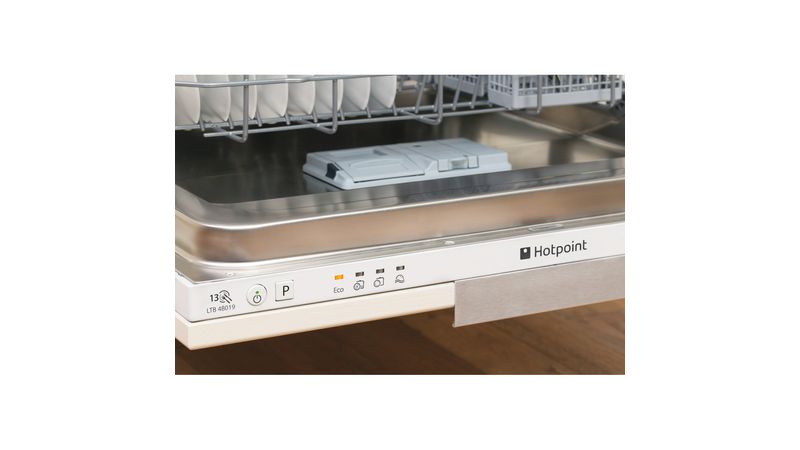 Hotpoint Integrated Dishwasher Full Size