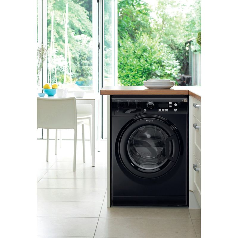 Hotpoint-Washing-machine-Freestanding-WMXTF-742K-UK-Black-Front-loader-A---Lifestyle-frontal