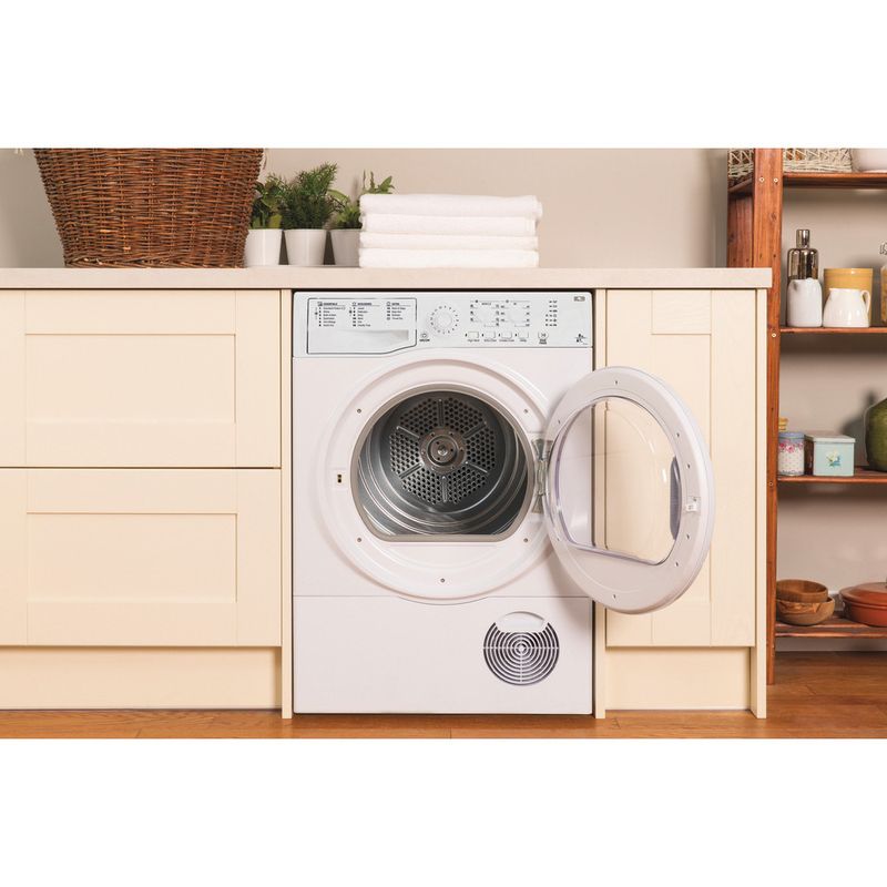 Hotpoint-Dryer-FTCL-871-GP--UK--White-Lifestyle-frontal-open