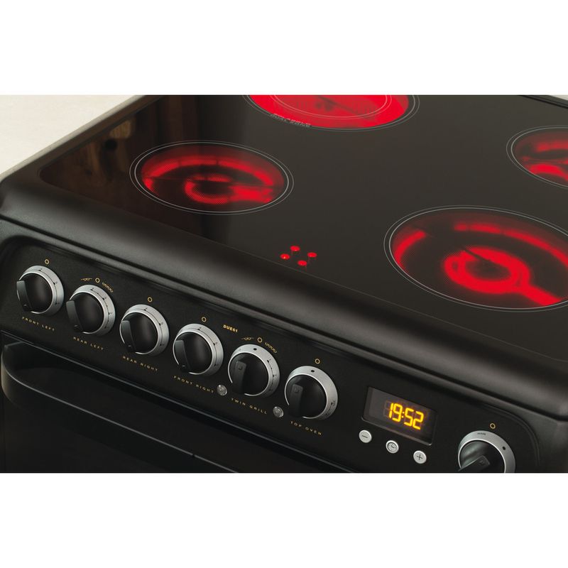 Hotpoint-Double-Cooker-DUE61BC-Charcoal-grey-A-Vitroceramic-Lifestyle-control-panel