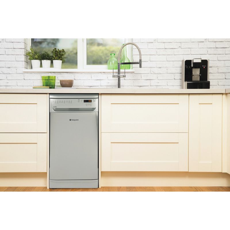 Hotpoint-Dishwasher-Freestanding-SIUF-32120-X-Freestanding-A-Lifestyle-frontal
