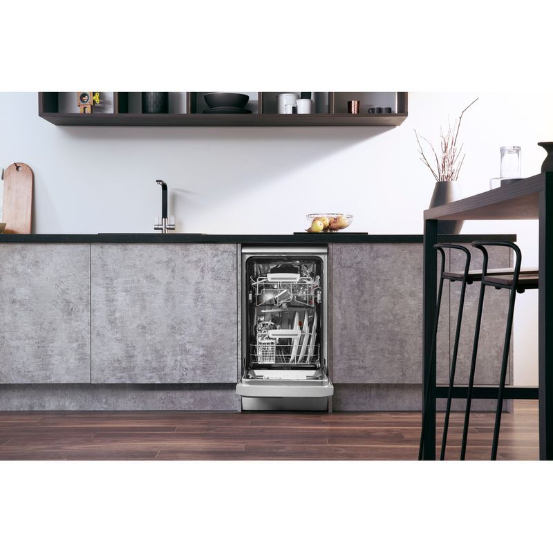 Hotpoint-Dishwasher-Freestanding-SIUF-32120-X-Freestanding-A-Lifestyle-frontal-open