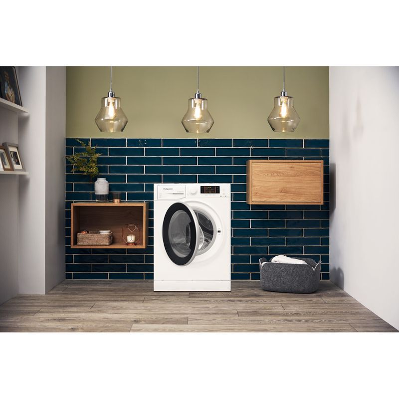 Hotpoint-Washer-dryer-Freestanding-RD-1076-JD-UK-White-Front-loader-Lifestyle-frontal-open