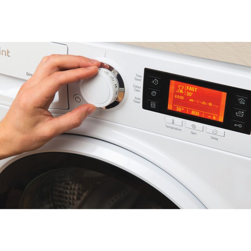 Hotpoint-Washing-machine-Freestanding-RPD-9467-J-UK-1-White-Front-loader-A----Lifestyle-people