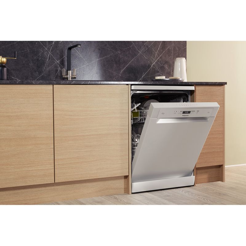 Hotpoint hfc3c26wsv sale