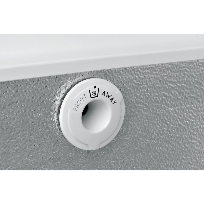 Hotpoint-Freezer-Freestanding-CS1A-300-H-FA-UK-White-Lifestyle-detail