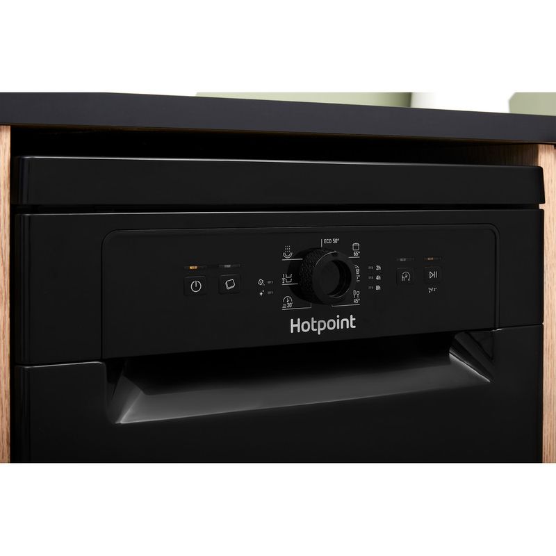 Hotpoint-Dishwasher-Freestanding-HSFE-1B19-B-UK-Freestanding-F-Lifestyle-control-panel