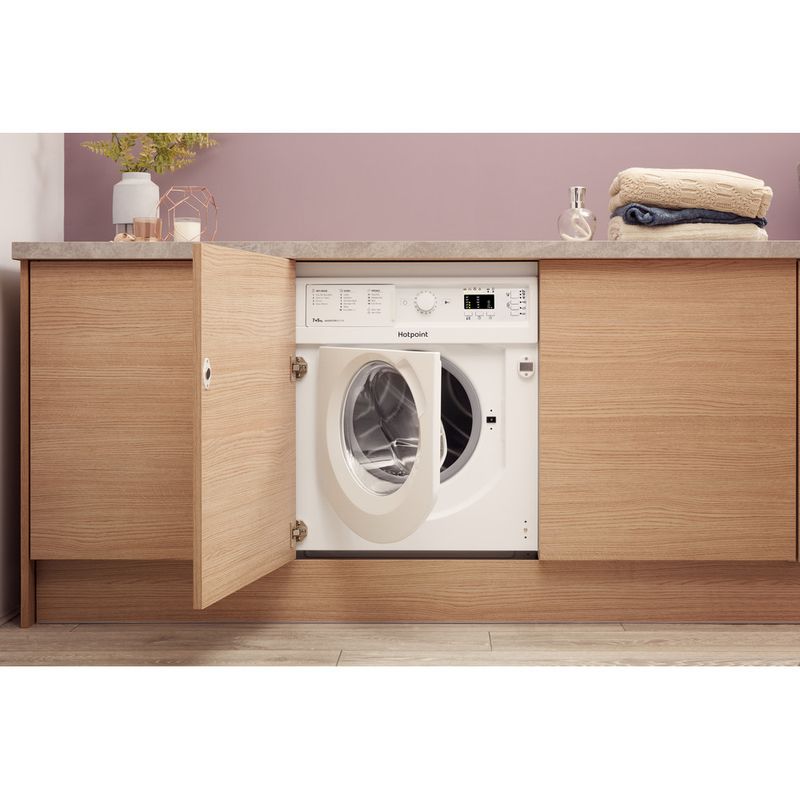 Hotpoint-Washer-dryer-Built-in-BI-WDHL-7128-UK-White-Front-loader-Lifestyle-frontal-open