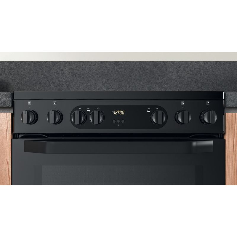 Hotpoint Double Cooker HDM67V9CMB/UK Black A Lifestyle control panel
