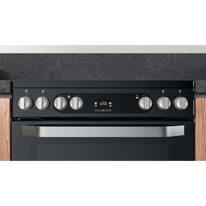 Hotpoint Double Cooker HDM67V9HCB/U Black A Lifestyle control panel