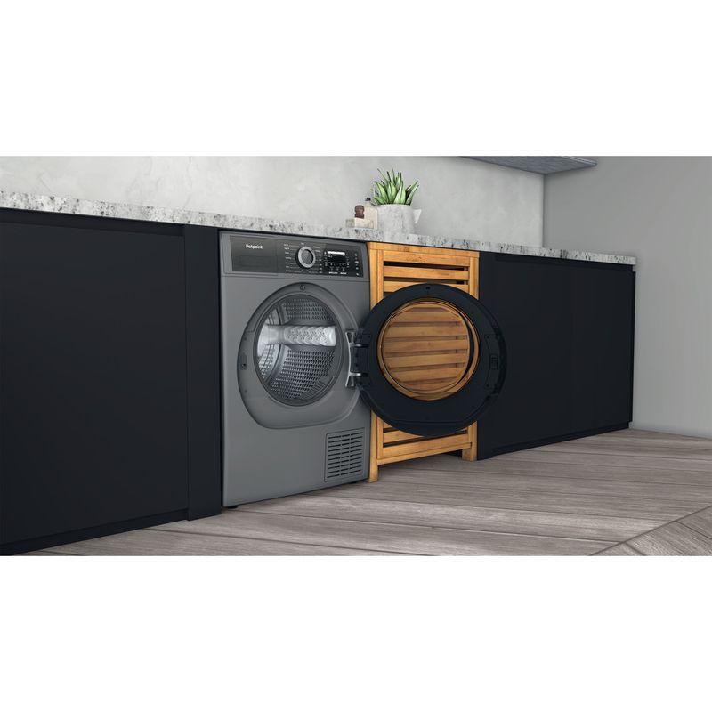 Hotpoint Dryer H8 D94SB UK Silver Lifestyle perspective open