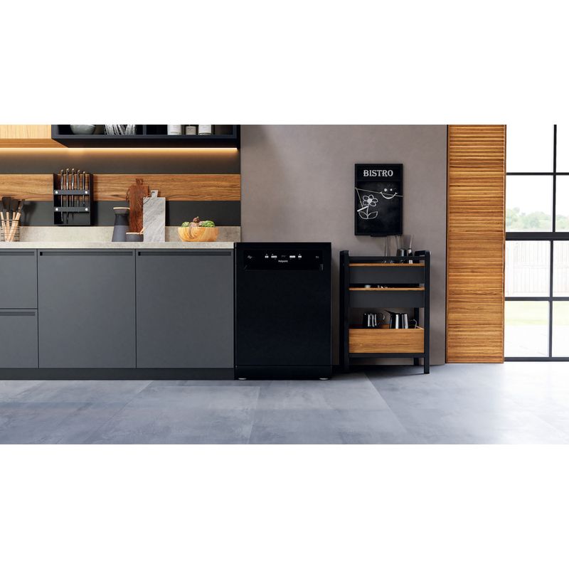 Hotpoint-Dishwasher-Freestanding-HFC-3C26-WC-B-UK-Freestanding-E ...