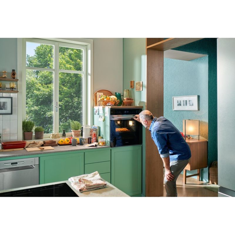 Hotpoint OVEN Built-in SI9 S8C1 SH IX H Electric A+ Lifestyle perspective