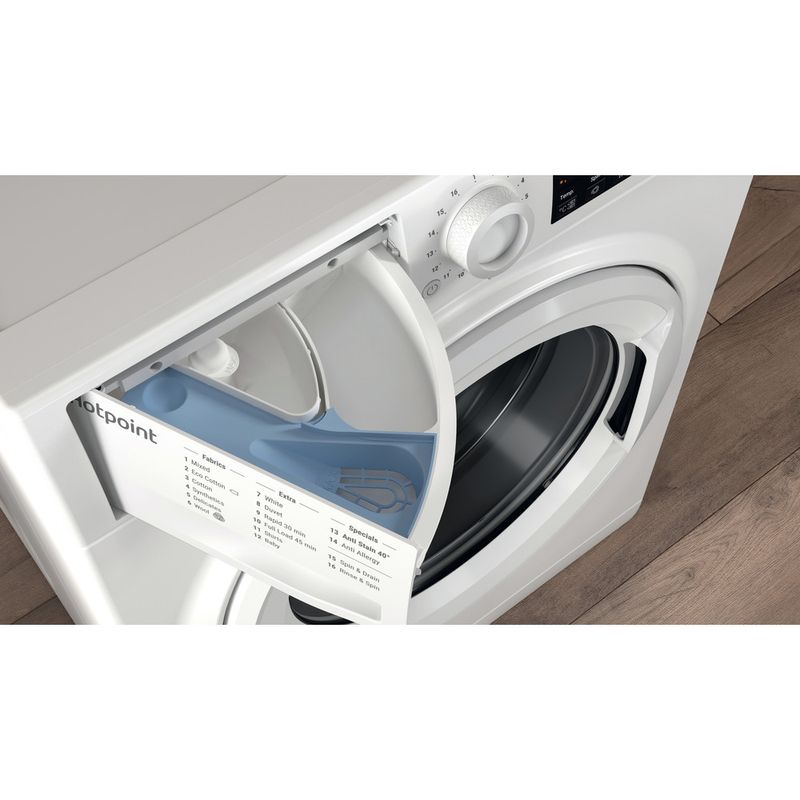 Hotpoint Washing machine Freestanding NSWM 1045C W UK N White Front loader B Drawer