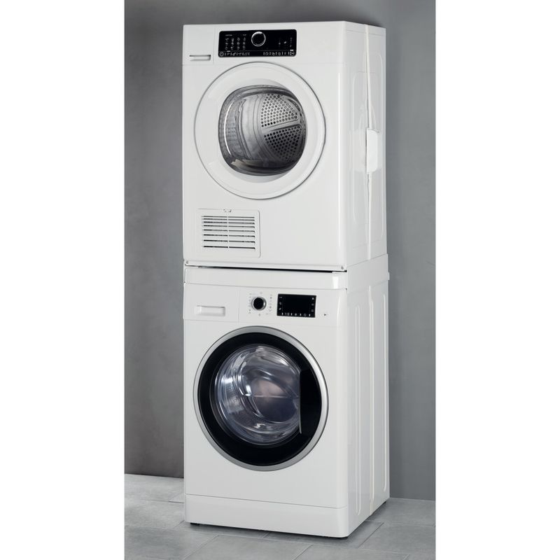 Whirlpool DRYING SKS101 Lifestyle perspective