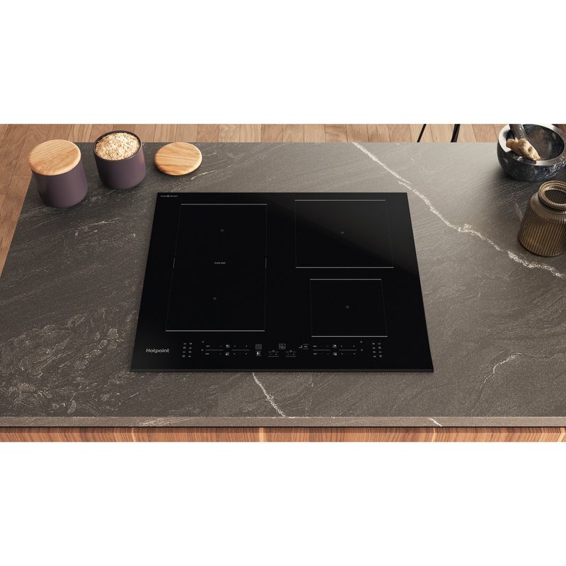 Hotpoint HOB TB 2560C CPBF Black Induction vitroceramic Lifestyle frontal top down