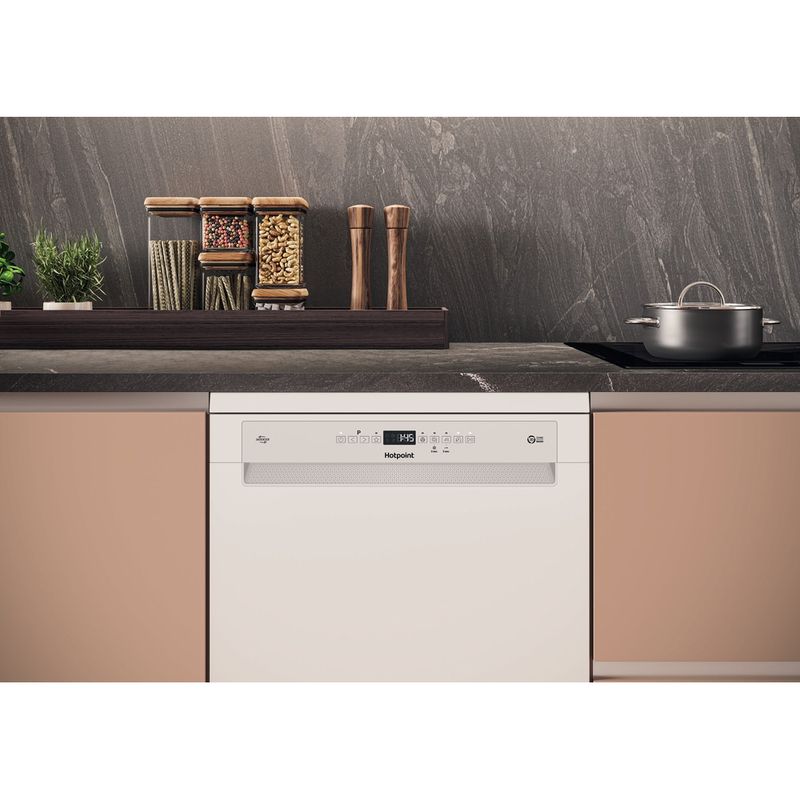 Hotpoint Dishwasher Freestanding H7F HP33 UK Freestanding D Lifestyle control panel